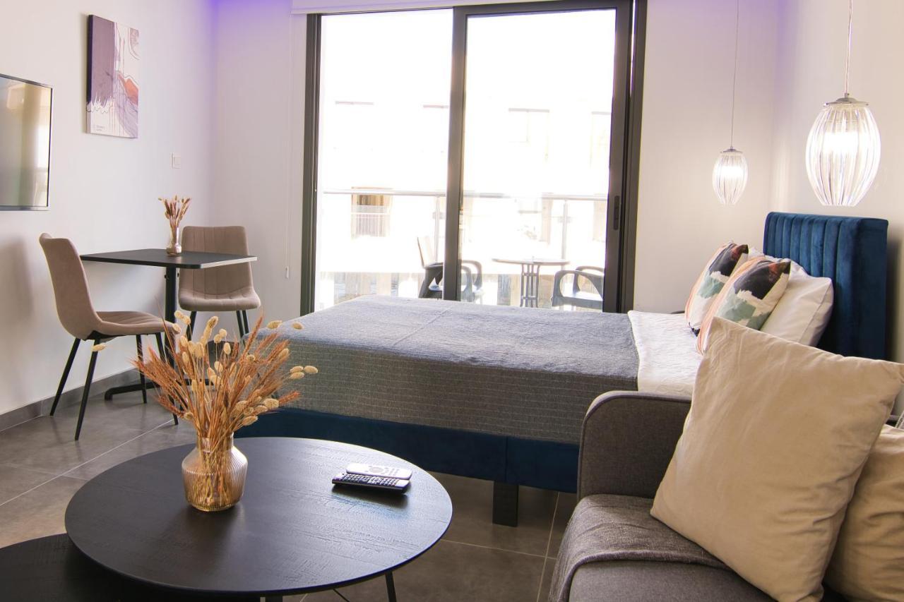 Phaedrus Living: Seaside Luxury Flat Athina 118 *